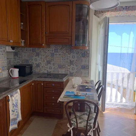 In Crêuza De Mä Apartamento *