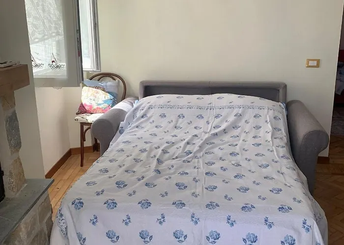 In Creuza De Mae Lejlighed *